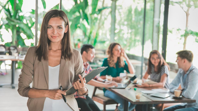 Liderazgo femenino modelo gestin empresas 2023